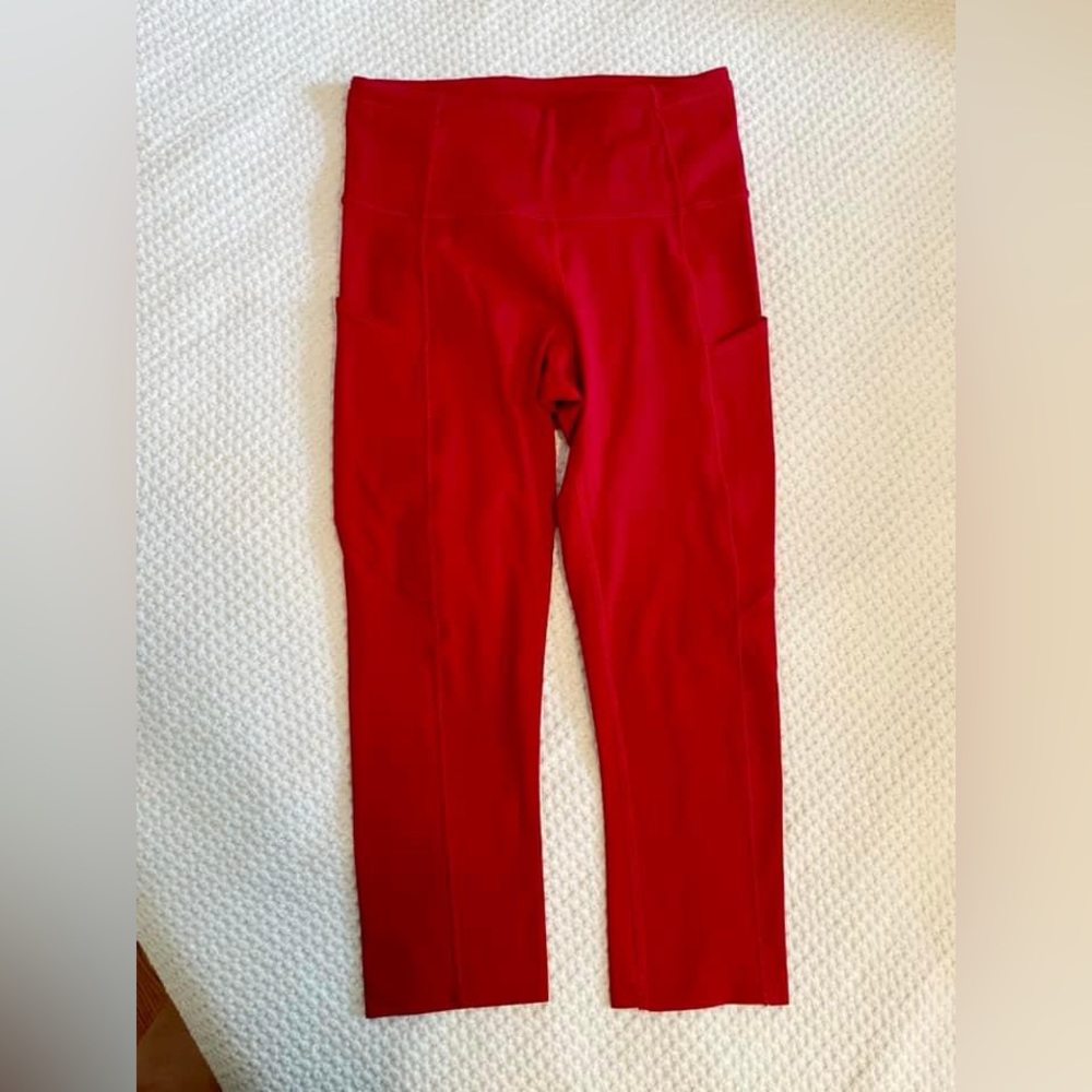 NWOT- Lululemon High Rise Fast and Free 19” - Picture 5 of 7